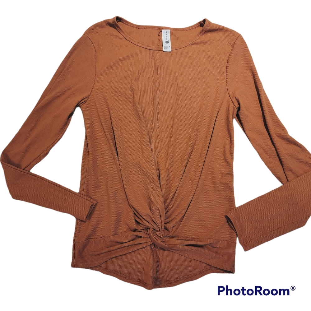 All in Motion Medium Athletic Top